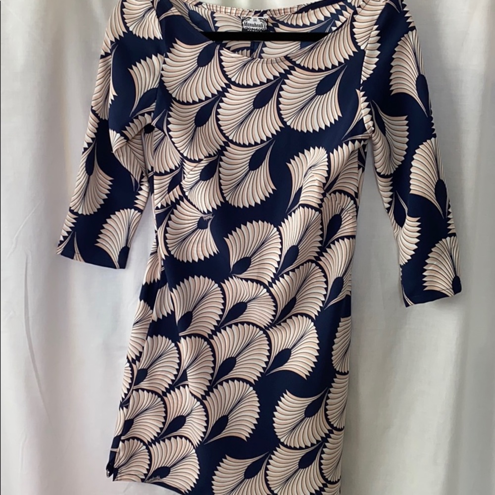 Manuhealii Dress